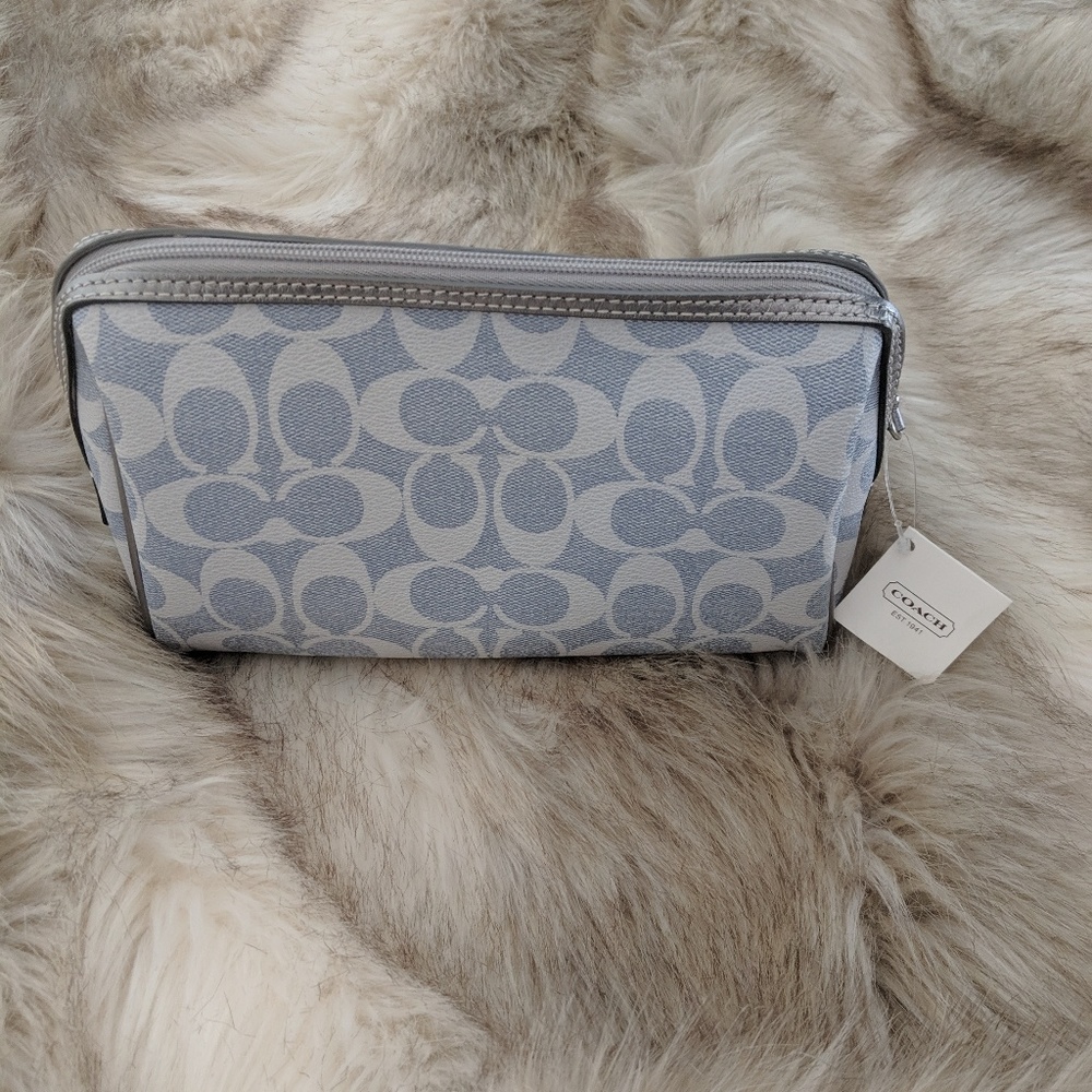 NWT Vintage Coach makeup bag